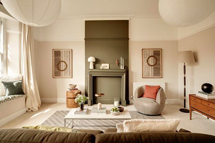 3 Bedroom Apartment For Sale In Apsley Road | Clifton, BS8