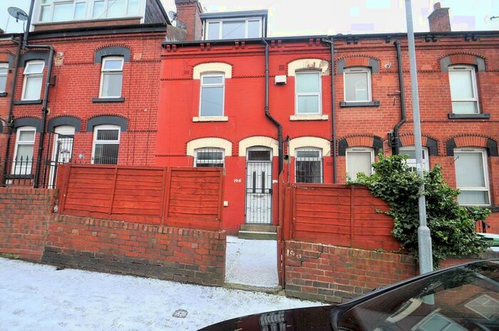 2 Bedroom Terraced House To Rent In Bayswater Grove, Leeds, West Yorkshire, LS8