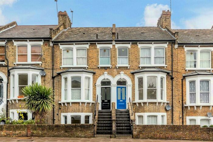 1 Bedroom Flat To Rent In Tufnell Park Road, Tufnell Park, N19