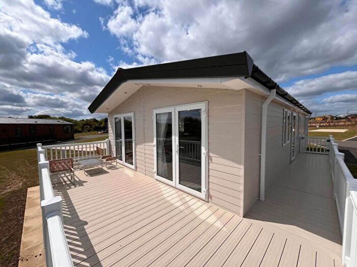 2 Bedroom Lodge For Sale In Ash Close, Alnwick, NE66