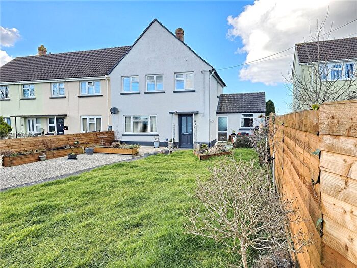 3 Bedroom End Of Terrace House For Sale In Calvesford Road, Torrington, Devon, EX38