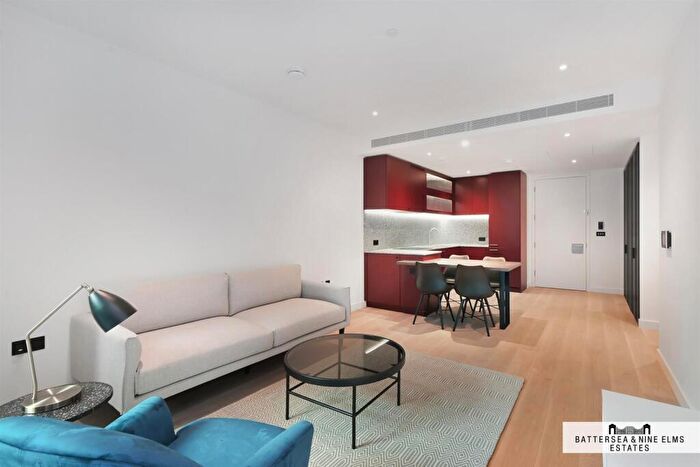 2 Bedroom Apartment To Rent In The Modern, Embassy Gardens, SW11