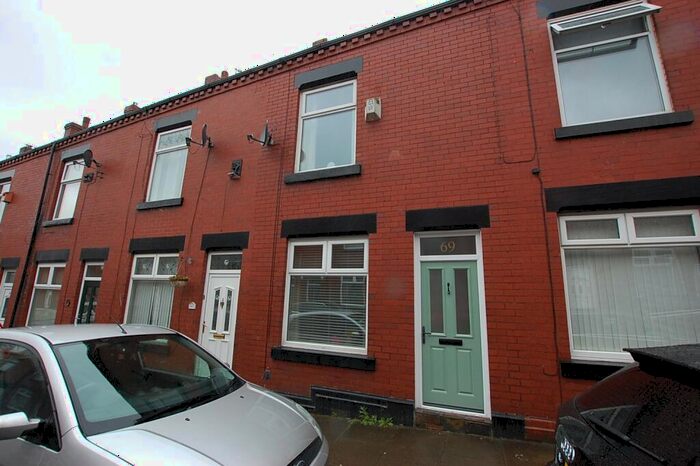 2 Bedroom Terraced House To Rent In Hamilton Street, Stalybridge, Cheshire, SK15