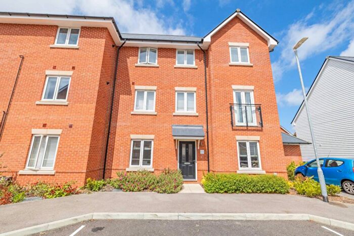2 Bedroom Flat To Rent In Cotter Way, Canterbury, Kent, CT1