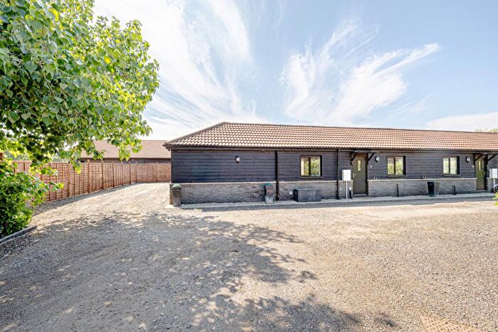 3 Bedroom Bungalow To Rent In May Walk, Elsenham Road, Stansted, CM24
