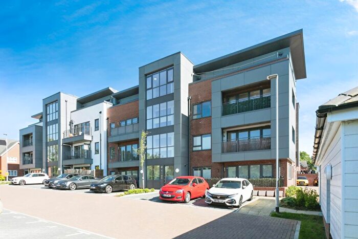 2 Bedroom Apartment For Sale In Coral Link, Redhouse Park, Milton Keynes, MK14