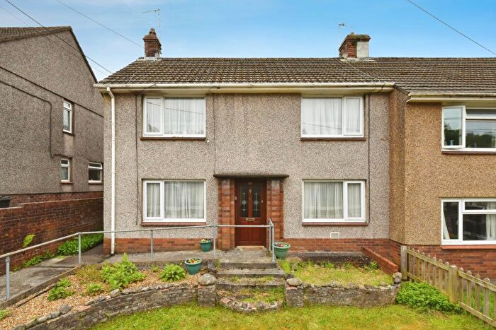 3 Bedroom Semi-Detached House For Sale In Heol Y Llwynau, Trebanos, Pontardawe, Swansea, SA8