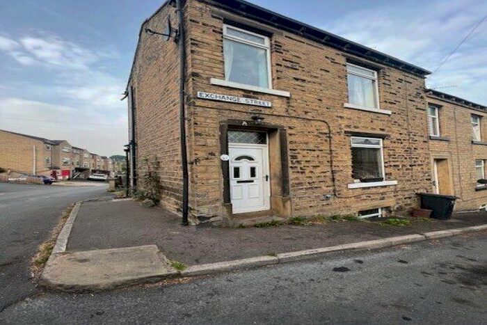 2 Bedroom Terraced House To Rent In Exchange Street, Halifax, HX4