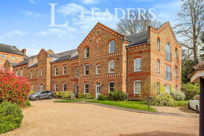 2 Bedroom Flat To Rent In Assisi Heights, Southdowns Park, RH16