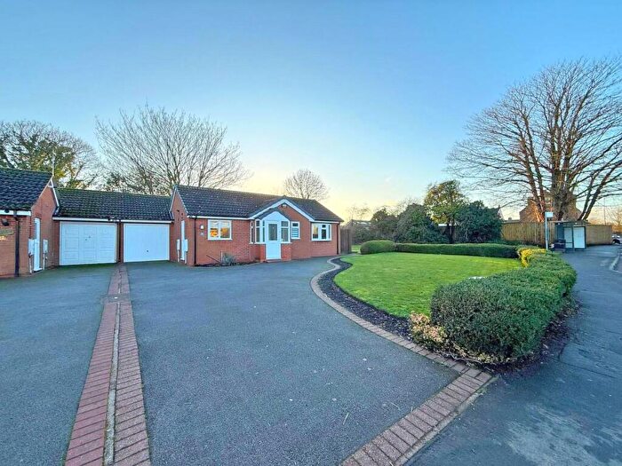 2 Bedroom Semi-Detached Bungalow For Sale In School Road, Bulkington, Bedworth, CV12