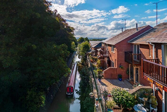 2 Bedroom Terraced House To Rent In Garden Court Canal Street, Chester, CH1