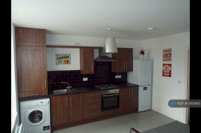 2 Bedroom Flat To Rent In Sunniside, Sunderland, SR1