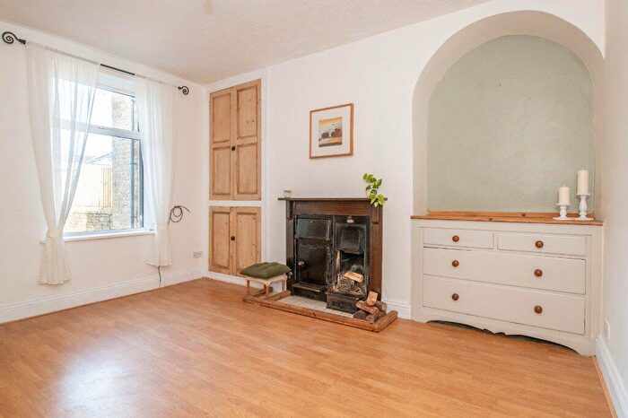 3 Bedroom Terraced House For Sale In Thorndale Street, Hellifield, Skipton, North Yorkshire, BD23