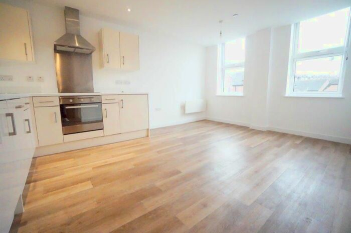 1 Bedroom Flat To Rent In Cheap Street, Newbury, RG14