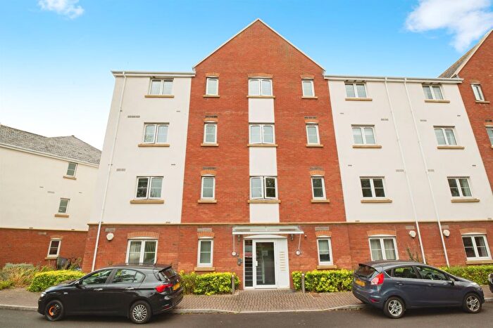 2 Bedroom Flat For Sale In Jim Driscoll Way, Cardiff, CF11