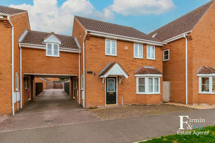 4 Bedroom Link Detached House To Rent In Normanton Road, Crowland, Peterborough, PE6