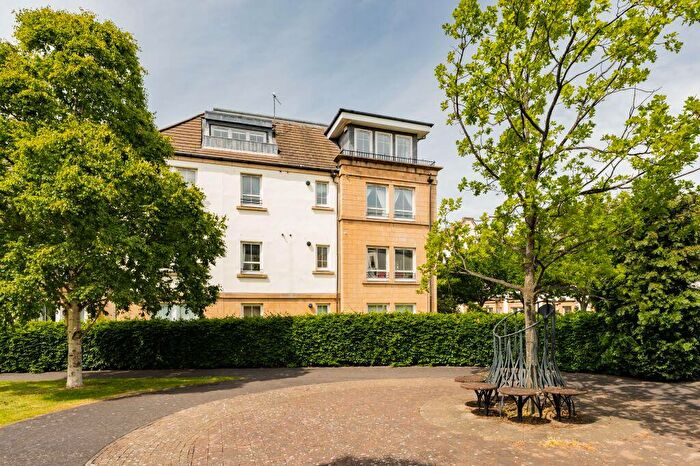 3 Bedroom Penthouse For Sale In / Hopetoun Street, Edinburgh, EH7