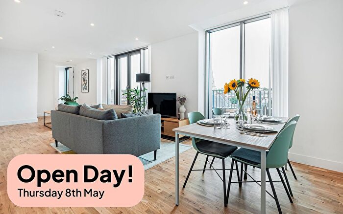 2 Bedroom Flat To Rent In Queens Road, Reading, RG1