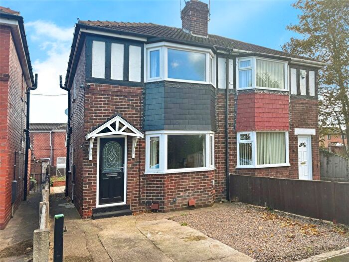 2 Bedroom Semi Detached House For Sale In Newlands Drive, Doncaster, South Yorkshire, DN5