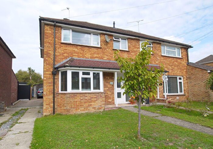 3 Bedroom Semi Detached House For Sale In Castle Drive, Kemsing, Sevenoaks, TN15