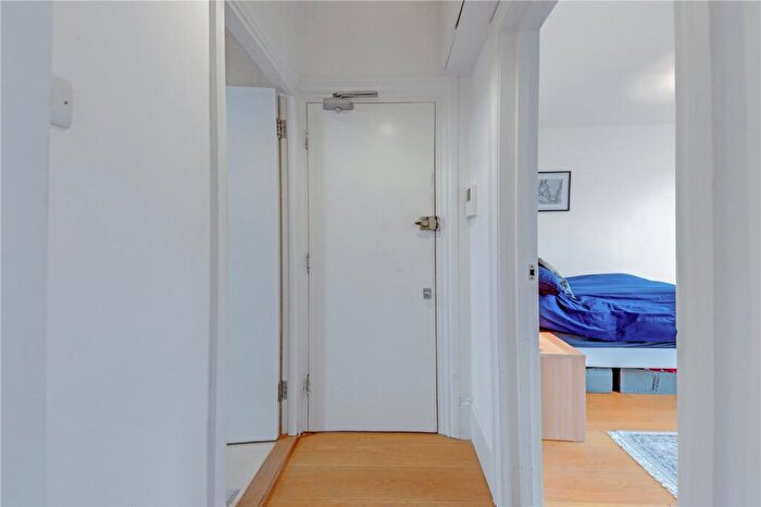 Flat For Sale In Gloucester Place, Marylebone, London, NW1