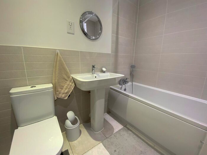 3 Bedroom Terraced House For Sale In Sycamore Drive, Calne, SN11