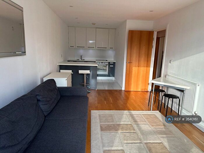 1 Bedroom Flat To Rent In Silkworks, London, SE13
