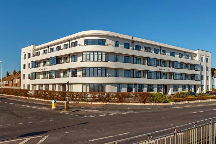 3 Bedroom Flat For Sale In Brighton Road, Worthing, BN11