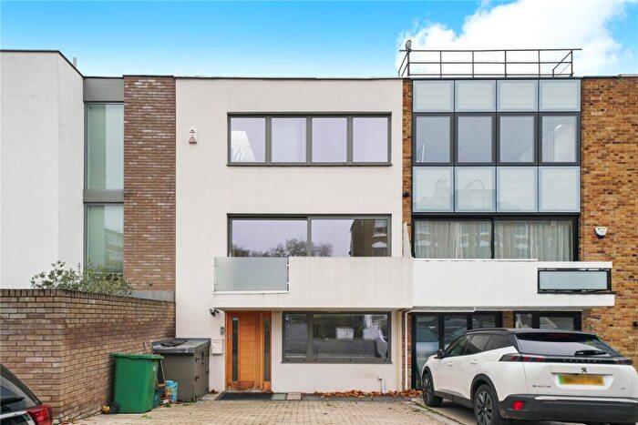 5 Bedroom Terraced House To Rent In King Henrys Road, Primrose Hill, NW3