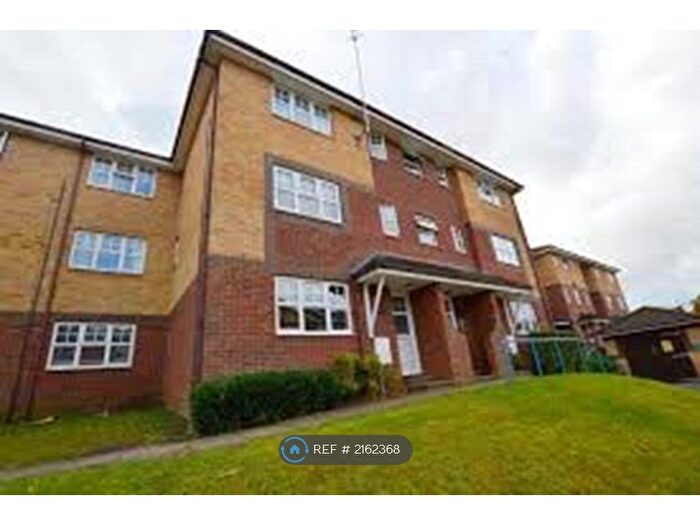 1 Bedroom Flat To Rent In Earls Meade, Luton, LU2