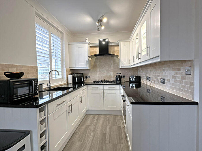 1 Bedroom Flat For Sale In The Esplanade, Sidmouth, EX10