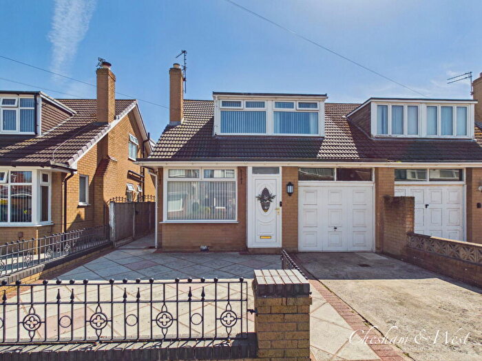 3 Bedroom Semi Detached House For Sale In Glencross Place, Blackpool, FY4
