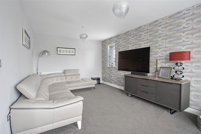 4 Bedroom Detached House For Sale In Staley Drive, Glapwell, Chesterfield, S44