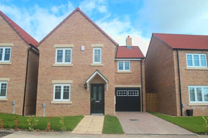 3 Bedroom Detached House To Rent In Scampston Drive, Beckwithshaw, Harrogate, North Yorkshire, Uk, HG3