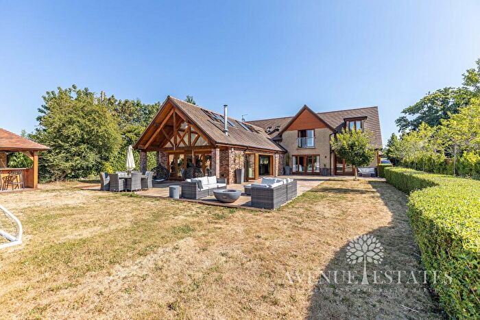 5 Bedroom Detached House To Rent In Muscliffe Lane, Bournemouth, BH9