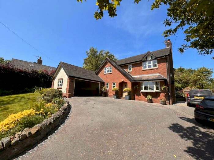 4 Bedroom Detached House For Sale In Clay Lake, Endon, Stoke-On-Trent, ST9