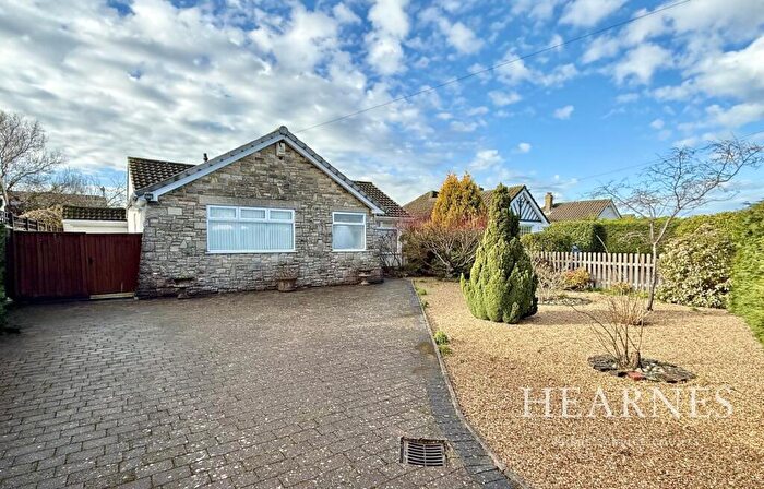 2 Bedroom Detached Bungalow For Sale In Stalbridge Drive, Ferndown, BH22