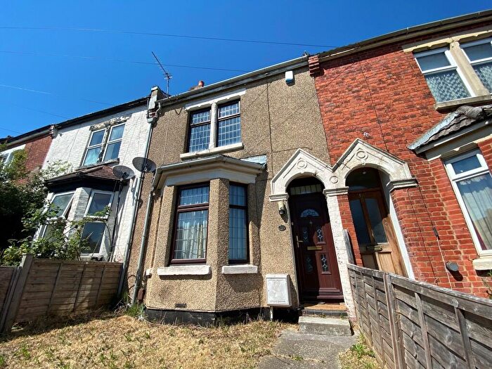 4 Bedroom Terraced House To Rent In Broadlands Road No Agency Fees, SO17