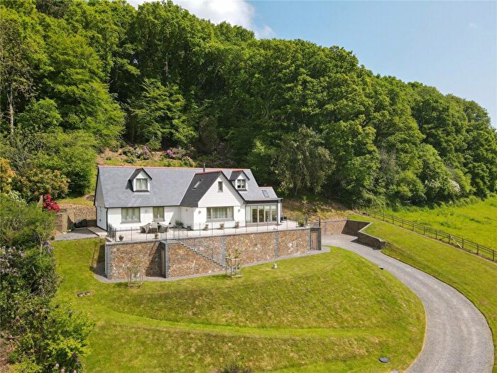 3 Bedroom Bungalow For Sale In Lower Washfield, Tiverton, Devon, EX16