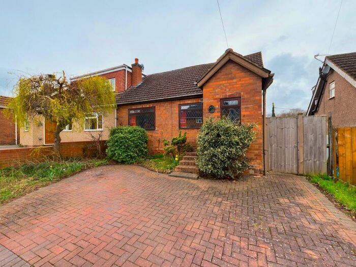 3 Bedroom Bungalow To Rent In Coventry Road, Baginton, Coventry, CV8