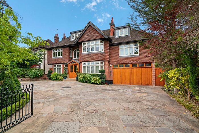 6 Bedroom Detached House For Sale In Grange Avenue, Totteridge, N20