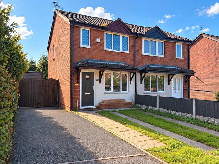 2 Bedroom Semi-detached House To Rent In Wilnecote, Tamworth, B77
