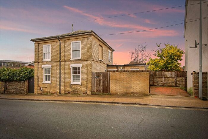2 Bedroom Semi Detached House For Sale In High Street, Ipswich, Suffolk, IP1