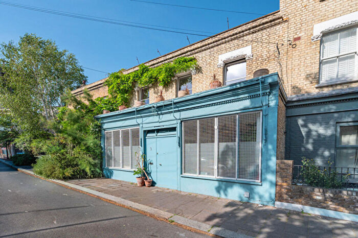 3 Bedroom Terraced House For Sale In Flaxman Road, Loughborough, Brixton, London, SE5