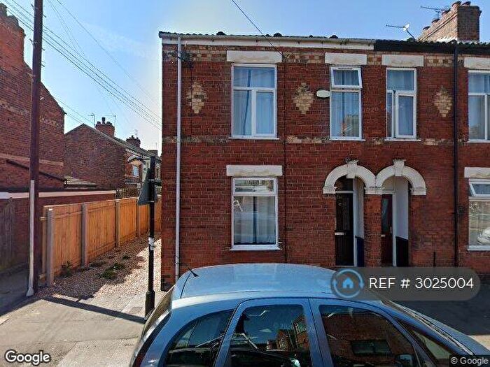 2 Bedroom Terraced House To Rent In Brentwood Avenue, Hull, HU5