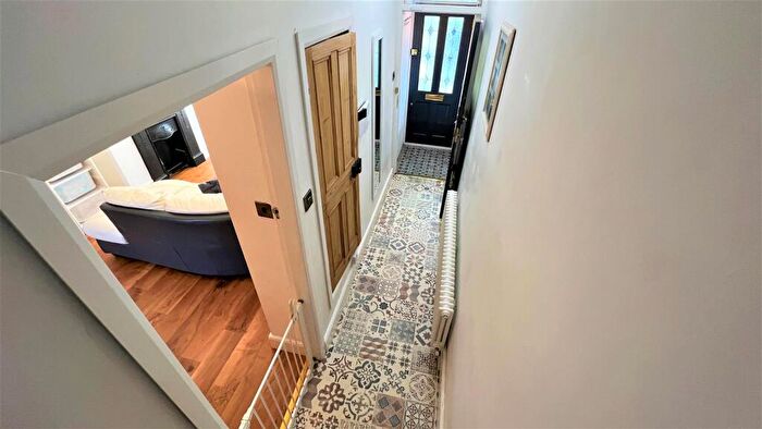3 Bedroom Terraced House For Sale In Sir Johns Road, Selly Park, Birmingham, B29