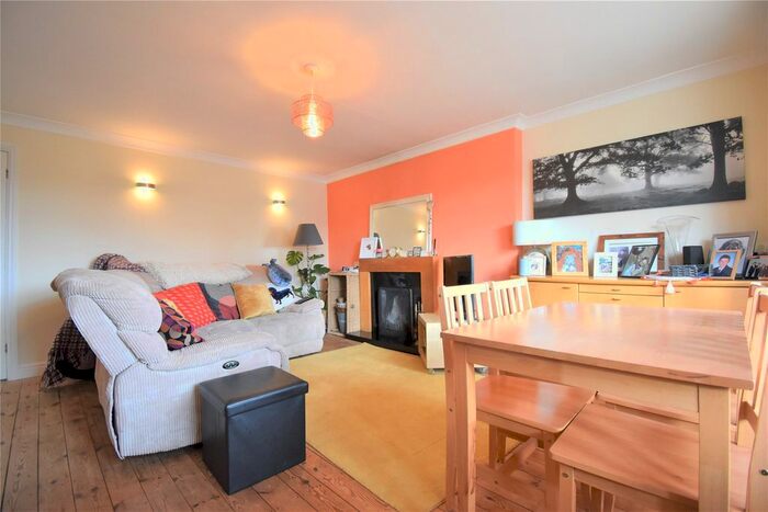 2 Bedroom Maisonette To Rent In Sandringham Road, Maidenhead, Berkshire, SL6