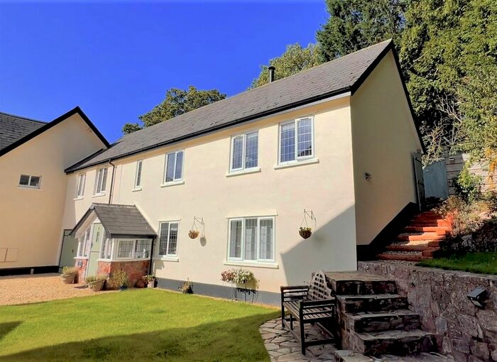 3 Bedroom Semi-Detached House For Sale In Old Bridwell, Uffculme, Cullompton, Devon, EX15
