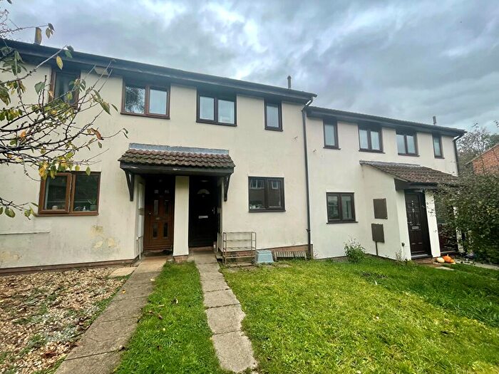 2 Bedroom House To Rent In Vineyard Close, Woolston, SO19