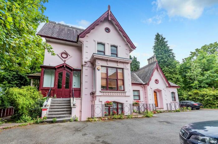 2 Bedroom Flat To Rent In Church Road, SE19